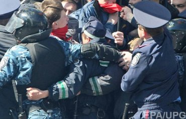 Милиция задержала 20 человек на митинге в Харькове