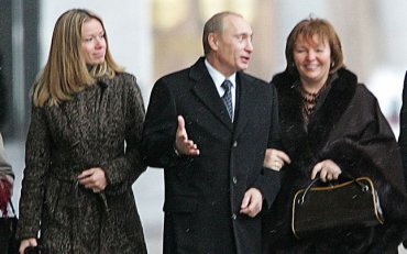 Путин признался, чем занимаются его дочери