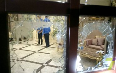 В Одессе захватили отель с заложниками