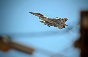 Армия Асада сбила истребитель ВВС Израиля