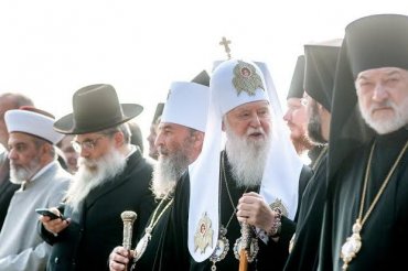 Порошенко взялся за объединение Киевского и Московского патриархатов