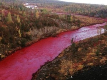 NASA: река под Норильском краснеет уже не впервые