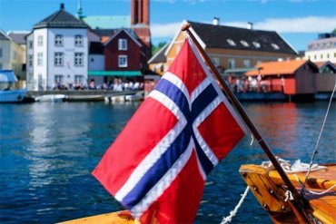 Норвегия не знает, что делать с 882 миллиардами долларов