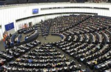 Комитет Европарламента проголосовал за отмену виз для украинцев