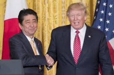 Трамп и Абэ обсудили ядерный удар по КНДР