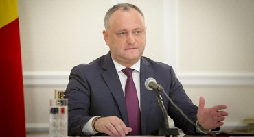 Президент Молдовы пообещал наказать военных, которые отправились в Украину на учения