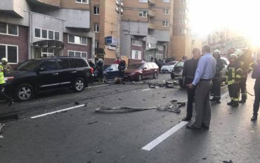 Взрыв в Киеве: в МВД назвали 3 основные версии преступления