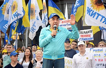 Рабинович в ходе бессрочной акции под призвал начать очищение власти Украины с Нацбанка