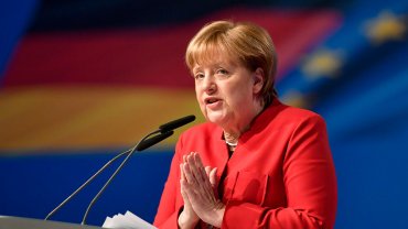 Меркель сравнила оккупацию Крыма с разделением Германии