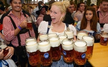 Миллионы любителей пива спешат на Октоберфест