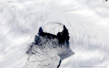 Ученые рассказали о размерах гигантского айсберга, который откололся от Антарктиды