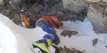 На Эльбрусе нашли альпинистов погибших десятки лет назад