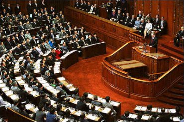 В Японии из-за угроз Ким Чен Ына распустили парламент