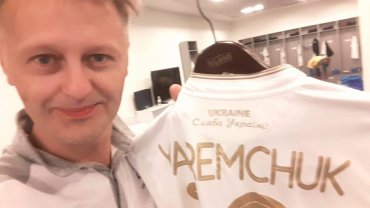 УЕФА одобрил лозунг «Слава Украине» на футболках украинской сборной