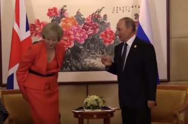 Тереза Мэй не захотела разговаривать с Путиным