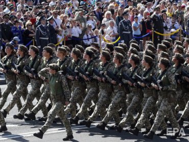 Рада уравняла в правах женщин и мужчин в украинской армии
