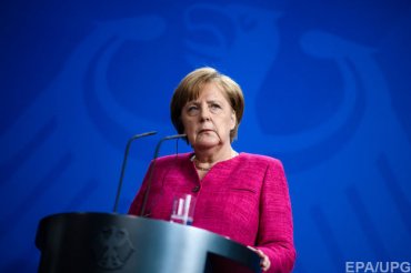 Меркель обвинила Москву в дестабилизации обстановки в бывших республиках СССР