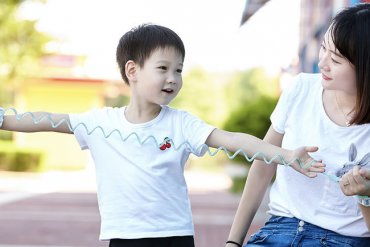 Xiaomi предлагает надевать на детей наручники