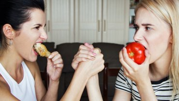 Исследование: вегетарианцам грозит инсульт, мясоедам — инфаркт