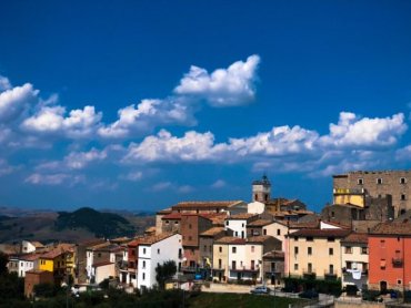 Регион на юге Италии заплатит 25 тысяч евро желающим туда переехать