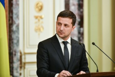 Зеленский обещает выборы на Донбассе только после вывода войск