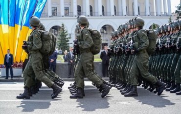 Украина резко увеличивает расходы на оборону