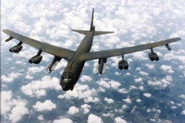 Украина пообещала регулярные полеты самолетов ВВС США близ Крыма