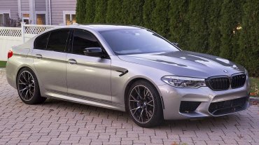 Почему BMW M5 — отличный выбор для б/у автомобиля?