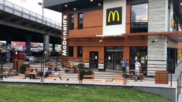 McDonald’s офіційно назвав дату відкриття в Україні: де запрацюють ресторани