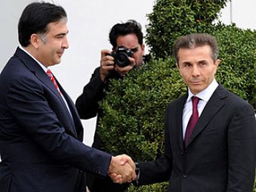 Иванишвили и Саакашвили решили вместе вести Грузию в НАТО