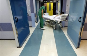 В Германии врачи с зарплатой больше пяти тысяч евро в месяц устроили забастовку