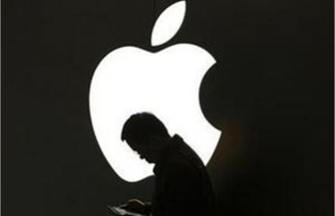 Суд признал Samsung виновной в нарушении четырех патентов Apple