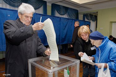 Выборы в Верховную Раду начались с массовых фальсификаций