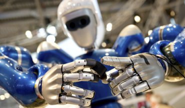 Российский робот-андроид начал проходить первые испытания