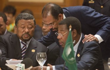 Африканский союз вступился за своих диктаторов