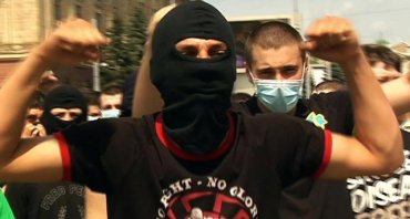 КПУ: 14 октября – день неонацистского шабаша в столице Украины