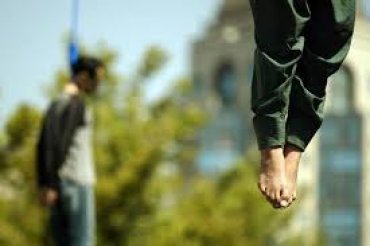 Иранец выжил после повешения, но его казнят второй раз