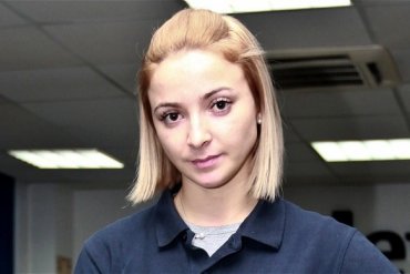 Танцовщица из Молдавии призналась в суде, что была любовницей капитана Costa Concordia