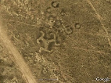 Древние гигантские земляные узоры увидели через Google Earth