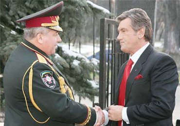 Губернатором Донецкой области будет армейский генерал