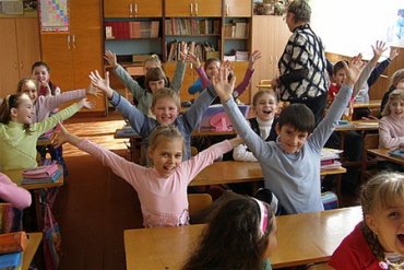В школах Донецка теперь будут преподавать на русском языке