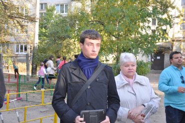 Андрій Іллєнко використовує активістів «Опори» чк власних агітаторів