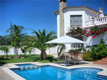 Преимущества и условия покупки недвижимости в Испании на Коста Дорада