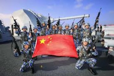 Китай угрожает США войной за острова в Южном море