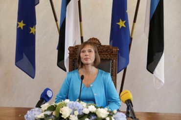 Новый президент Эстонии согласилась говорить по-русски