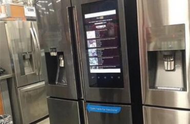 «Умный» холодильник самостоятельно нашел порносайт