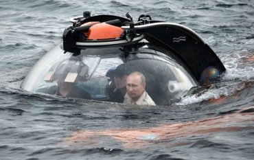 Путин ушел на дно
