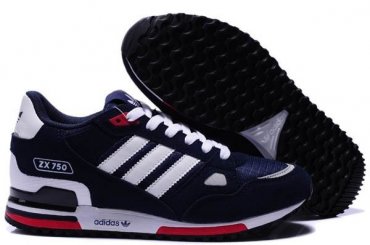 В России запретили кроссовки «Adidas»