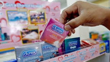 В России радость: разрешили продавать презервативы Durex