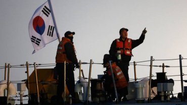 Китайские рыбаки уничтожил корейский катер со спецназом